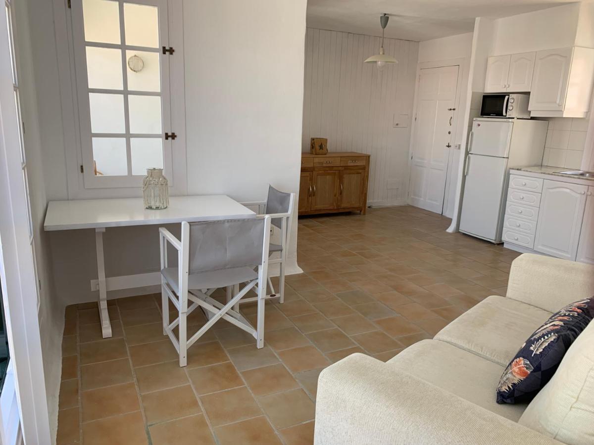 Apartamento En Frente De La Playa Son Parc Exteriör bild